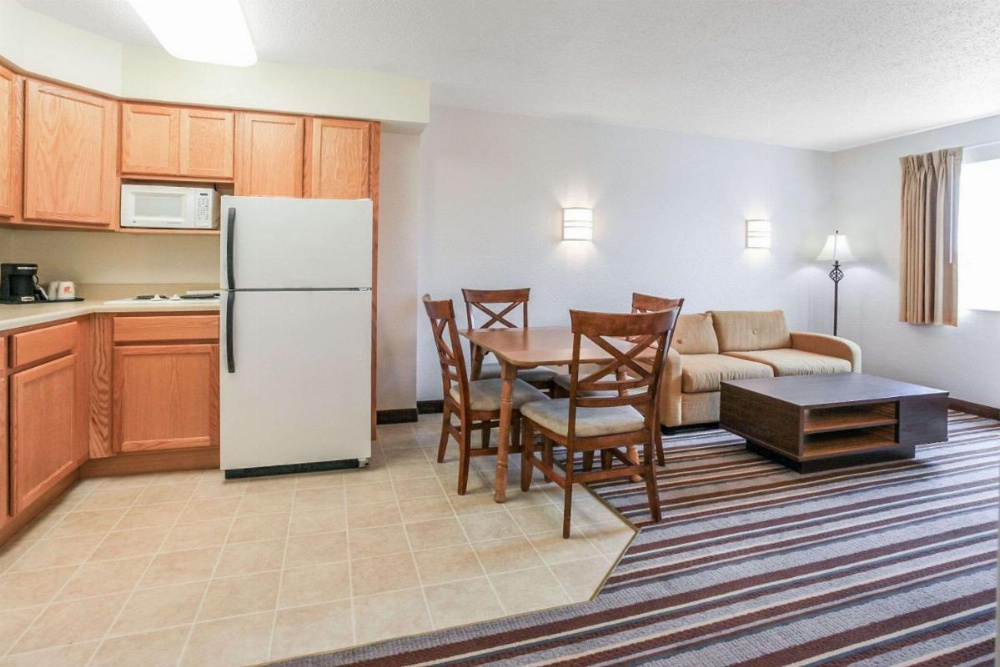 Super 8 by Wyndham Sault Ste. Marie Image 13