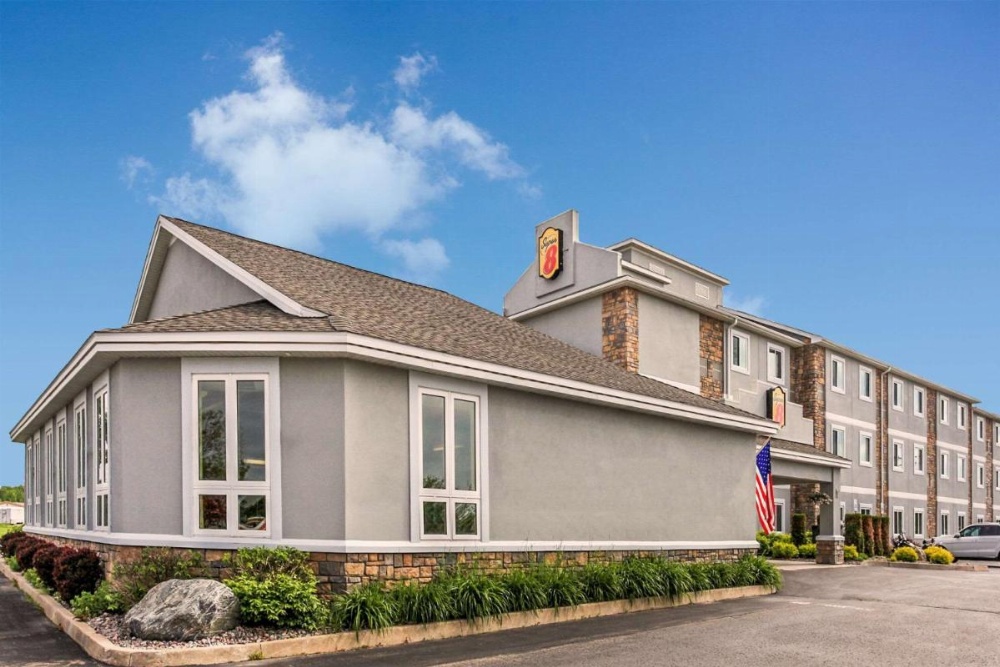Super 8 by Wyndham Sault Ste. Marie Image 25